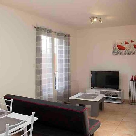 Gite Les Coquelicots 2 Quartier Residentiel ลีล-ซูร์-ลา-ซอร์ก ภายนอก รูปภาพ